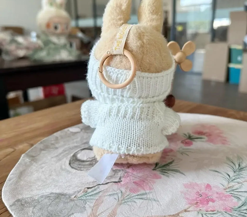 LABUBU Doll Clothes Set – Bear Hat & Love Sweater, DIY Accessories